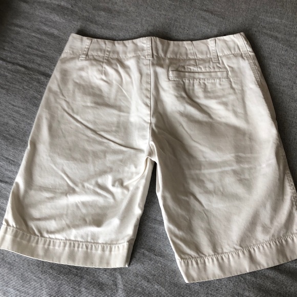 Gap Bermuda length shorts - Picture 2 of 4